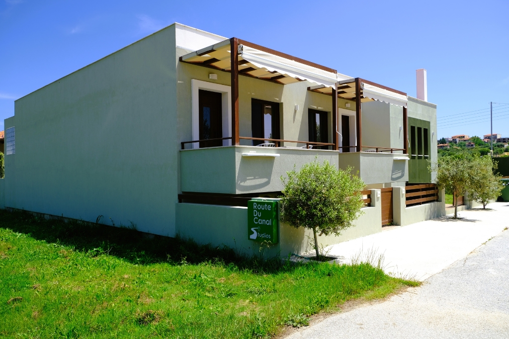 Grcka_Letovanje_Leto_2024_Aktea_rs_Halkidiki_Atos_Nea_Roda_Studios_Route_du_canal_4